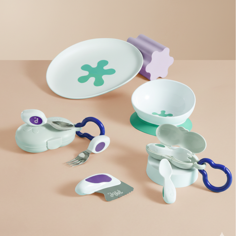 doddl baby to toddler feeding set in White and Indigo